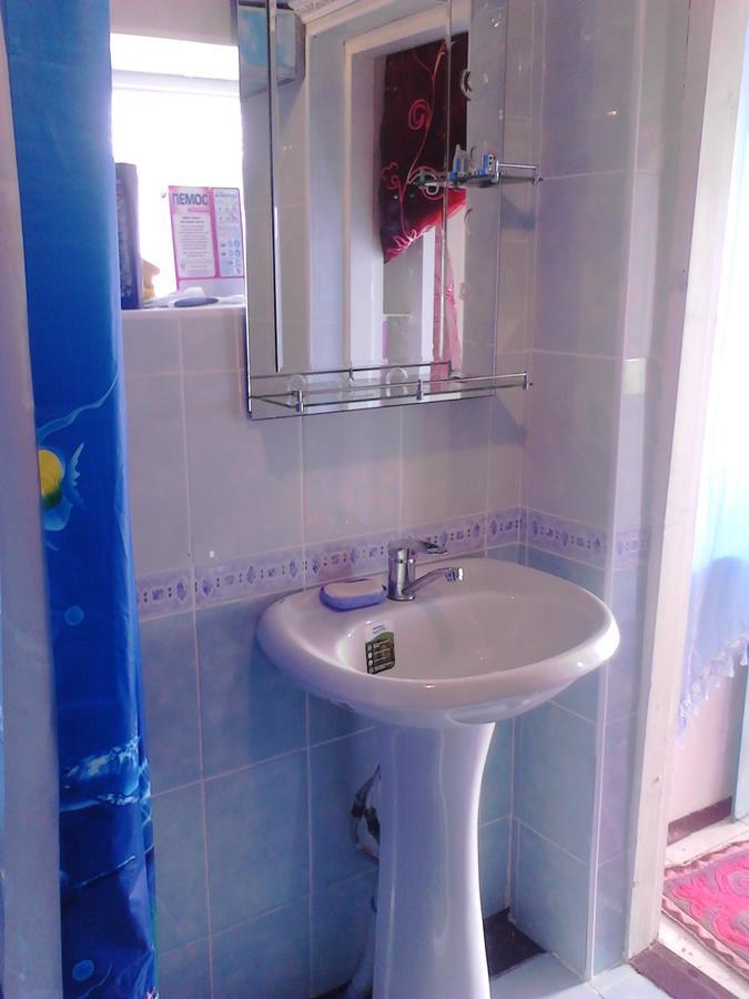 Happy Hostel In Кочкорка Экстерьер фото