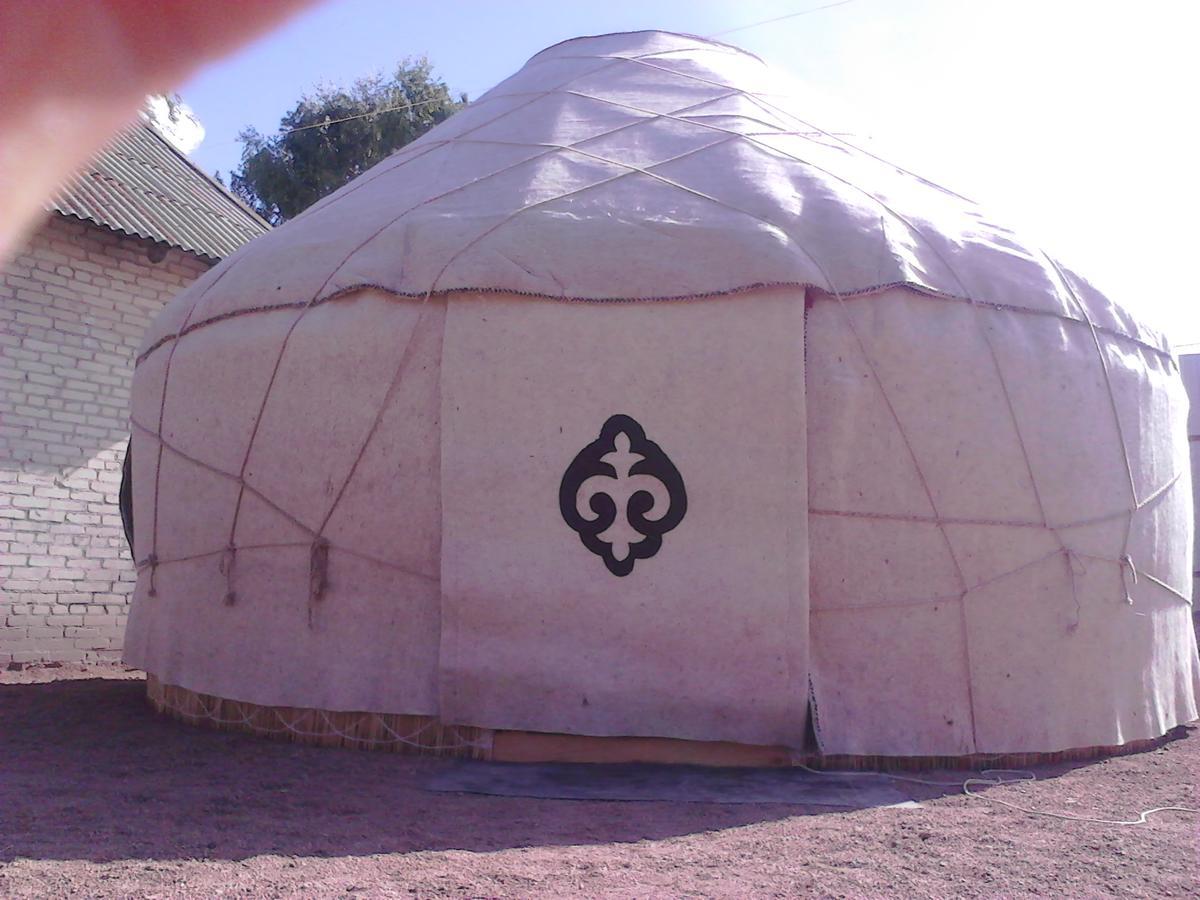 Happy Hostel In Кочкорка Экстерьер фото