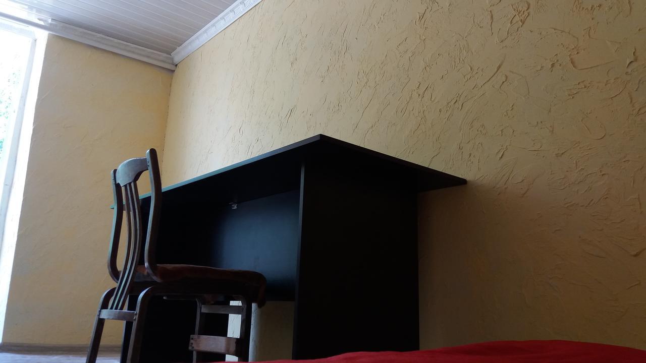 Happy Hostel In Кочкорка Экстерьер фото